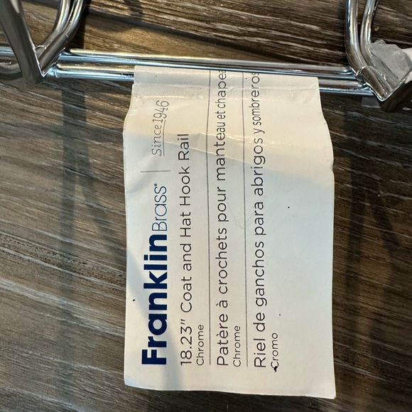 Franklin Brass 18.23" Coat and Hat Hook Rail/ Chrome/Wall Mounted/ brand new - Picture 5 of 7